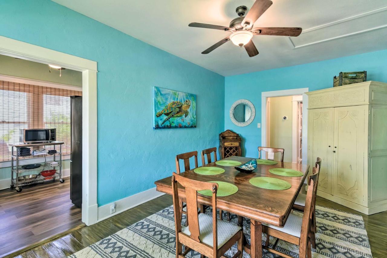 Quaint Galveston Vacation Home - Central Location! 외부 사진