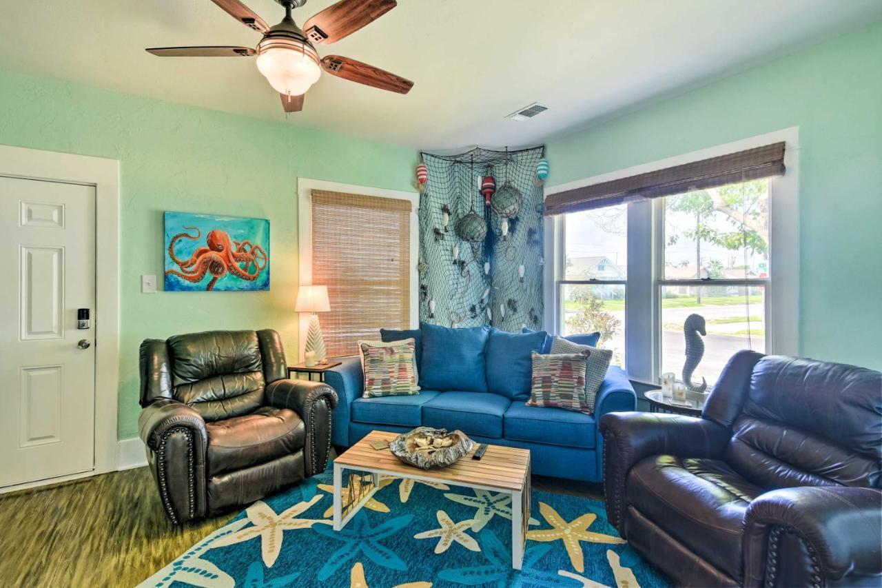 Quaint Galveston Vacation Home - Central Location! 외부 사진