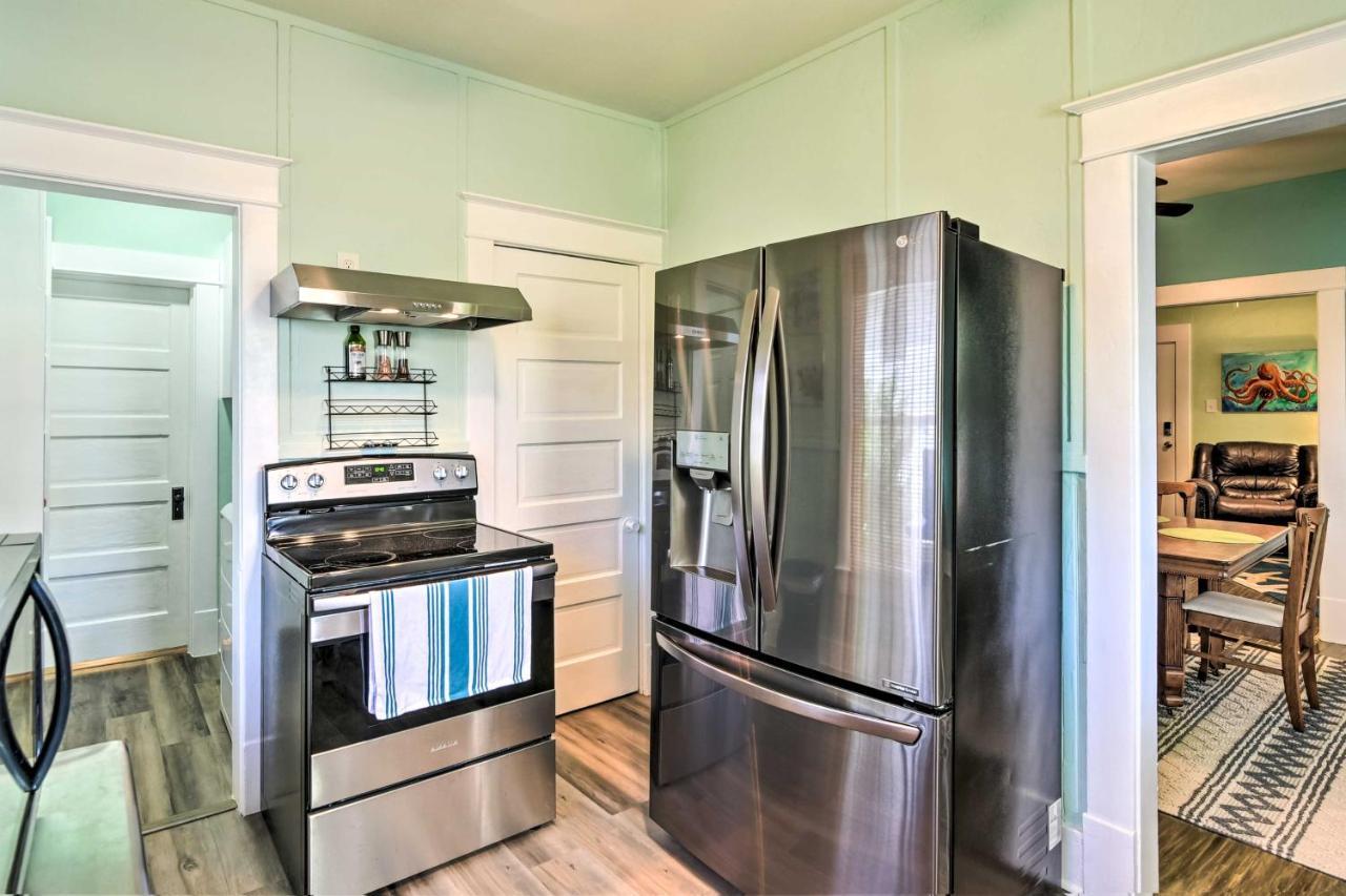 Quaint Galveston Vacation Home - Central Location! 외부 사진