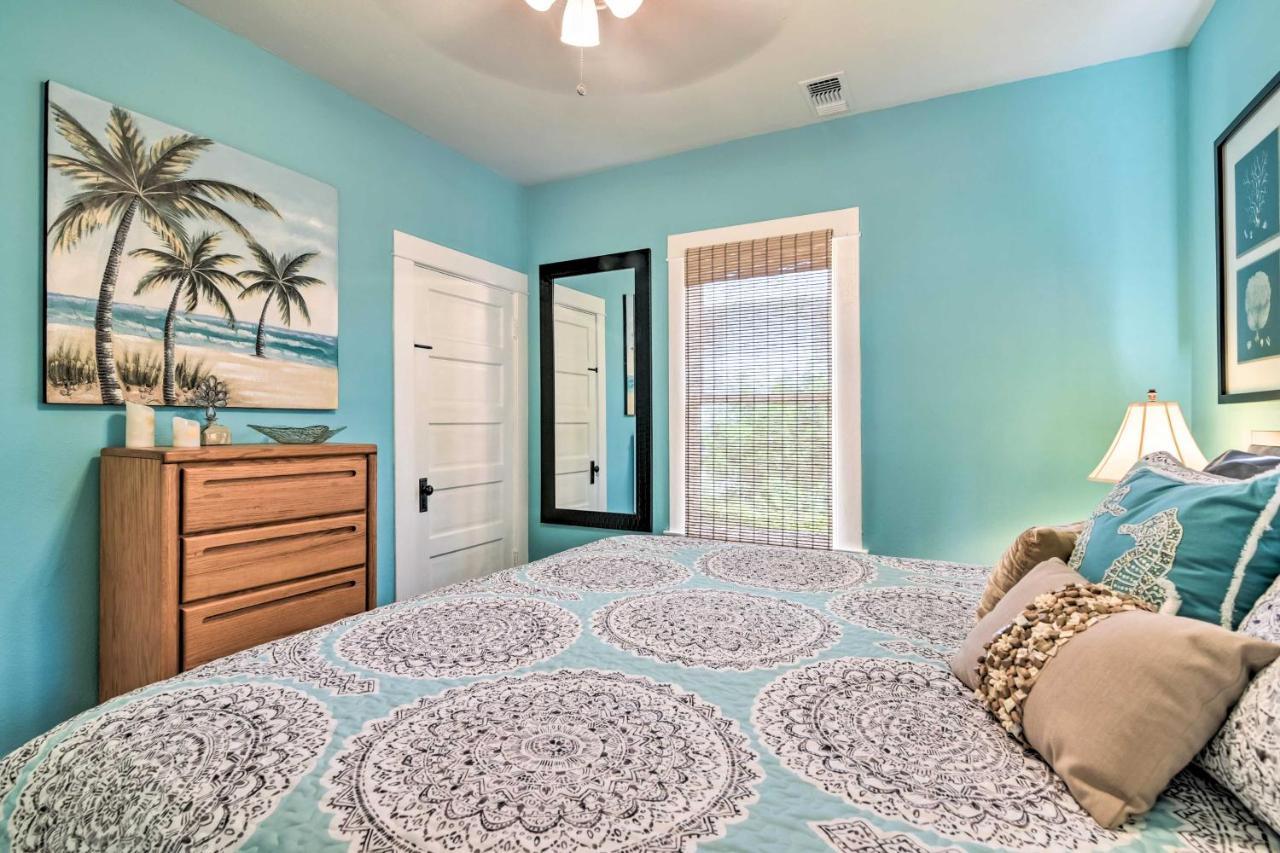 Quaint Galveston Vacation Home - Central Location! 외부 사진